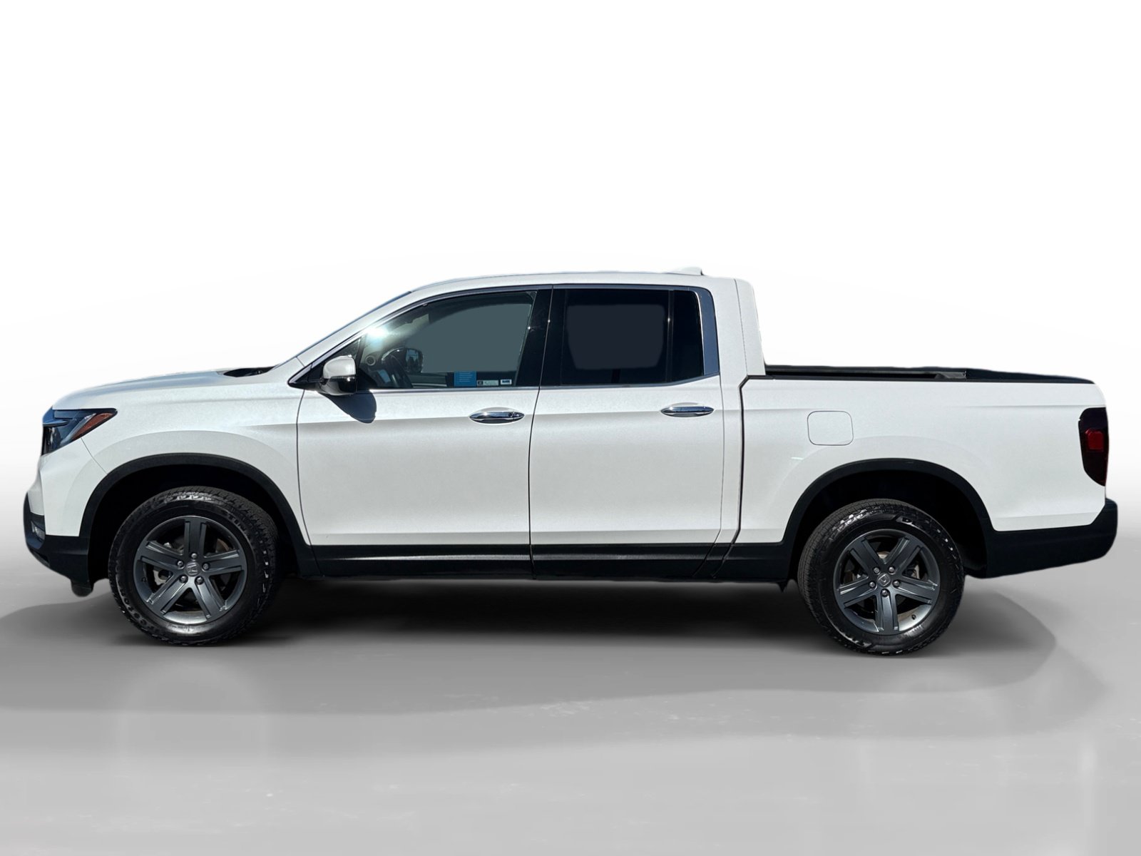 Used 2023 Honda Ridgeline RTL-E image 2