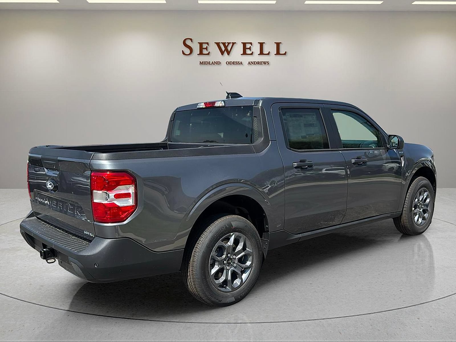 New 2025 Ford Maverick XLT FWD image 5
