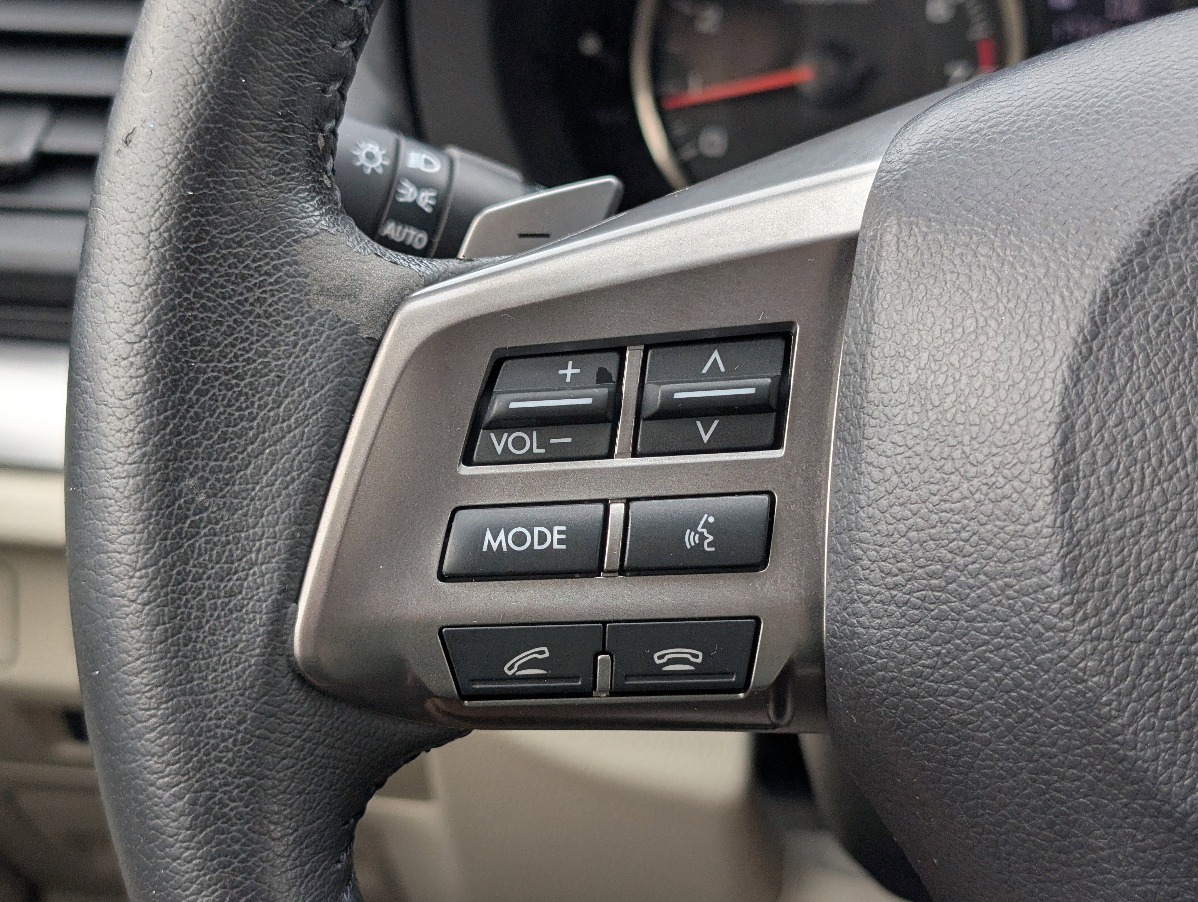 Used 2014 Subaru Crosstrek 2.0i Limited AWD/4WD image 16