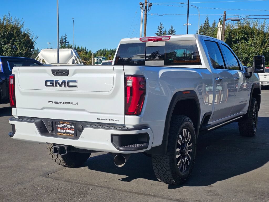 Used 2026 GMC Sierra 3500 Denali Ultimate AWD/4WD image 5