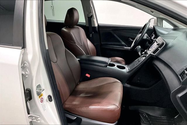 Used 2016 Toyota Venza AWD image 31
