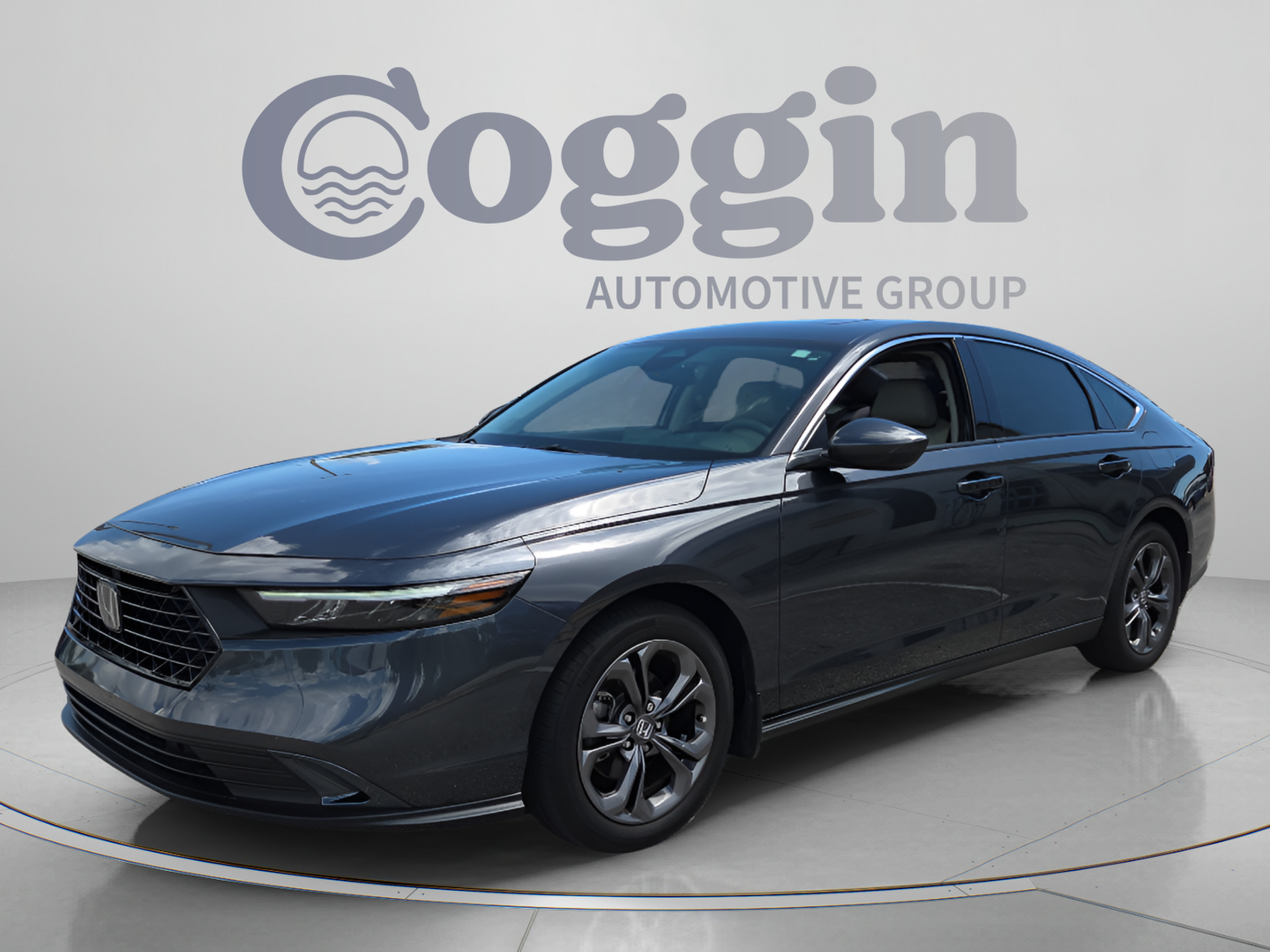 Used 2023 Honda Accord EX image 1
