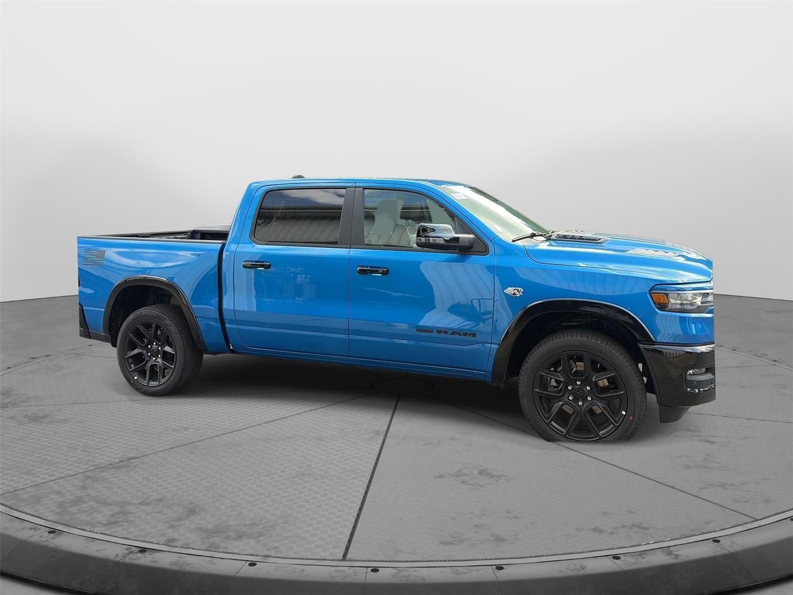 New 2026 RAM 1500 Laramie AWD/4WD image 4