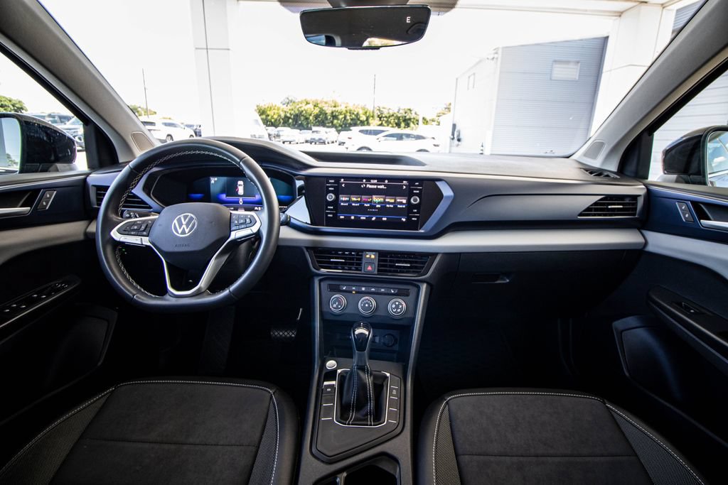 Used 2022 Volkswagen Taos SE FWD image 28