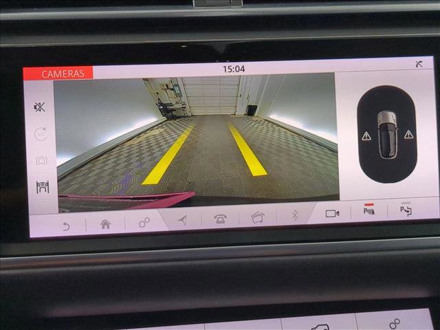 Used 2019 Land Rover Range Rover Velar R-Dynamic SE image 14