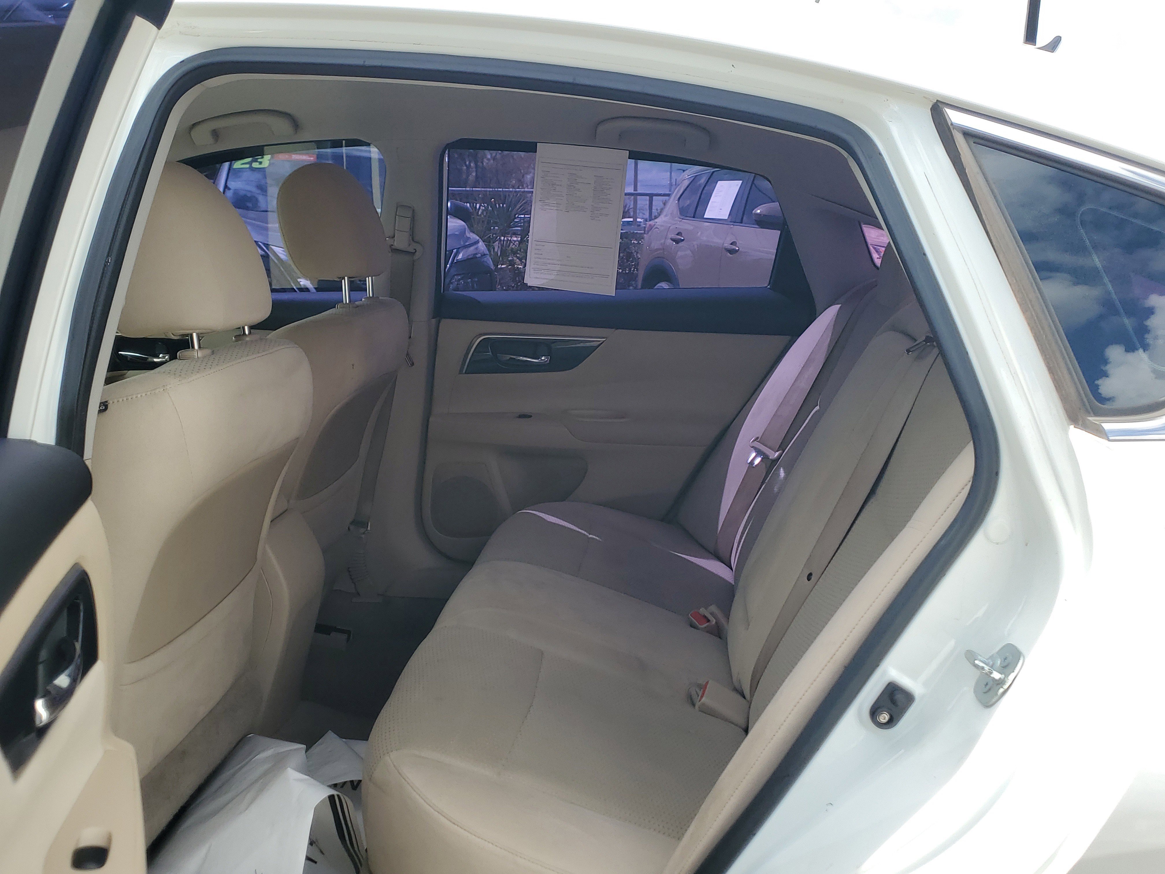 Used 2014 Nissan Altima 2.5 S w/ Sport Value Package image 12