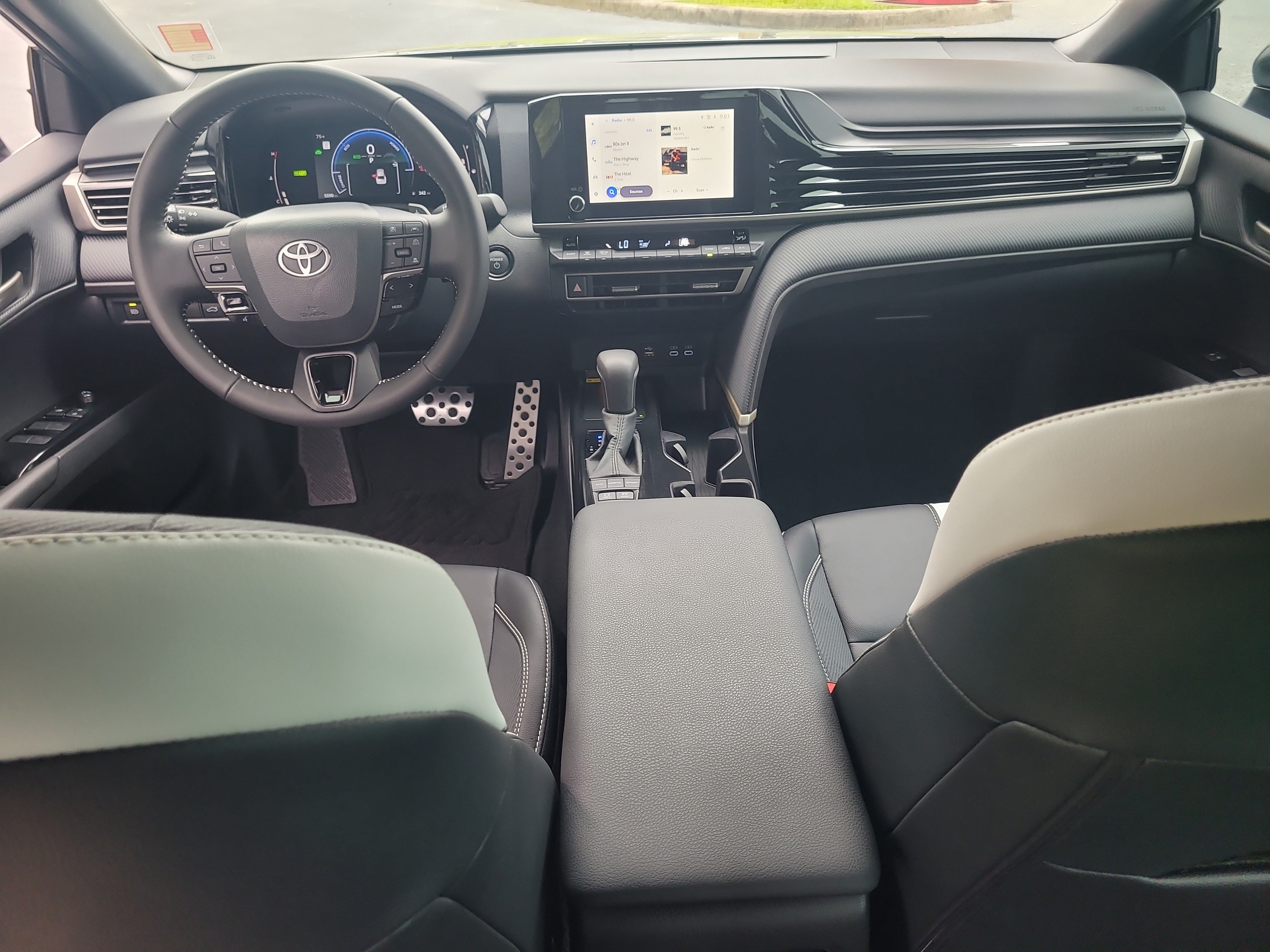 Certified 2026 Toyota Camry SE FWD image 14