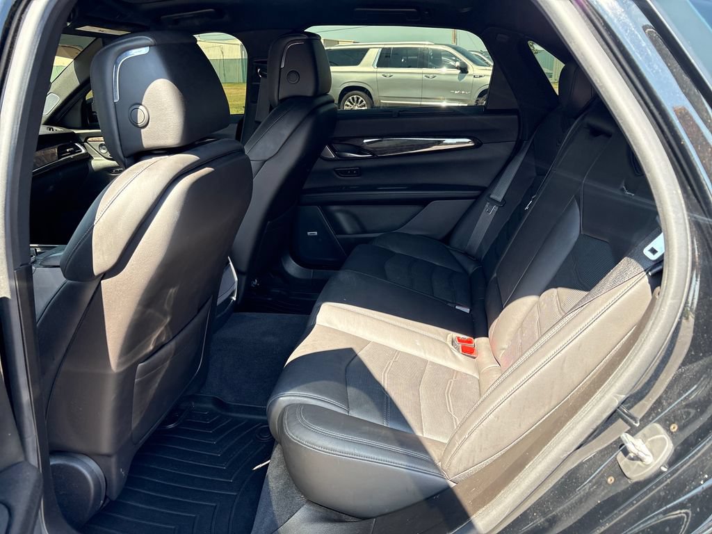 Used 2019 Cadillac CT6 Luxury AWD/4WD image 13