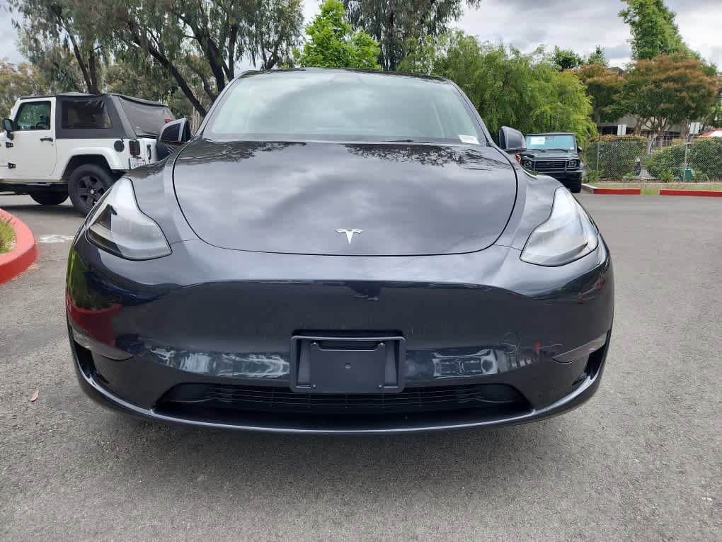 Used 2024 Tesla Model Y Long Range AWD/4WD image 9