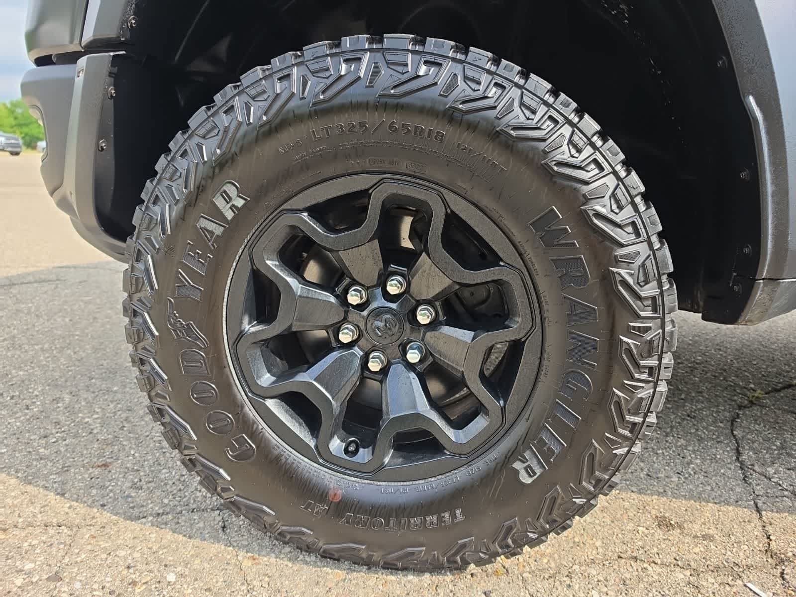 Used 2022 RAM 1500 TRX AWD/4WD image 17
