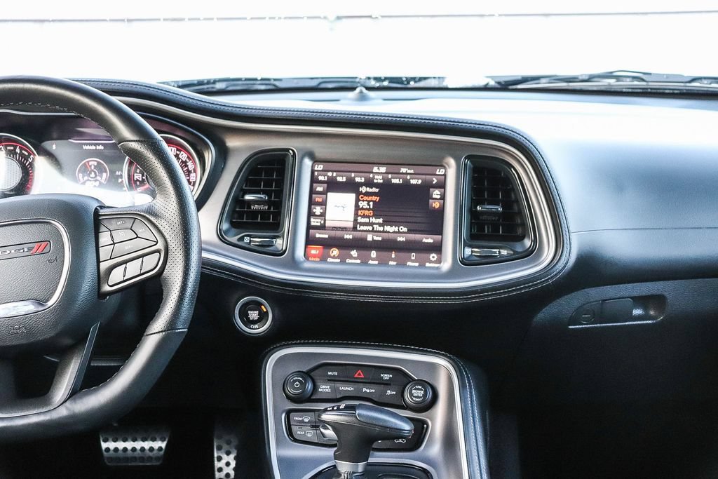 Used 2022 Dodge Challenger R/T Scat Pack RWD image 16