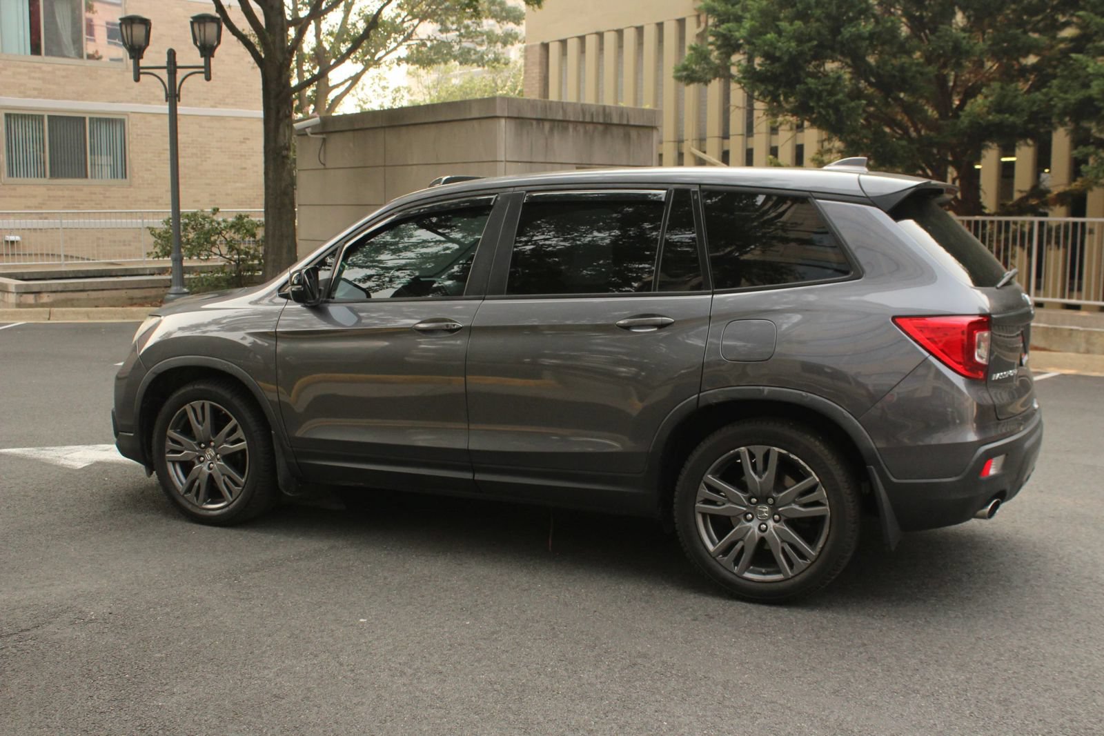 Used 2021 Honda Passport EX-L image 9