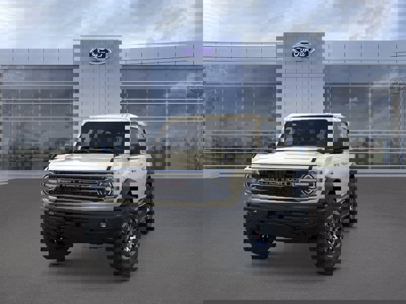 New 2026 Ford Bronco Outer Banks image 2