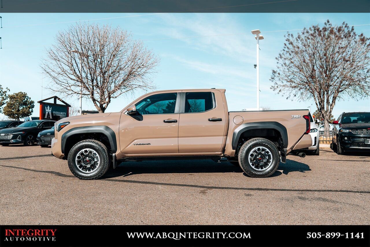 Used 2026 Toyota Tacoma TRD Off-Road image 4
