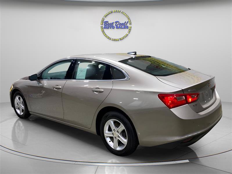 Used 2022 Chevrolet Malibu LS w/ Driver Confidence Package II FWD image 2