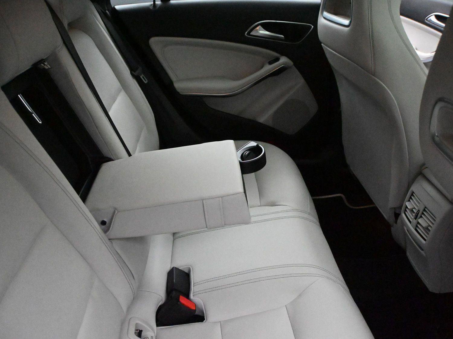 Used 2019 Mercedes-Benz CLA 250 4MATIC image 21