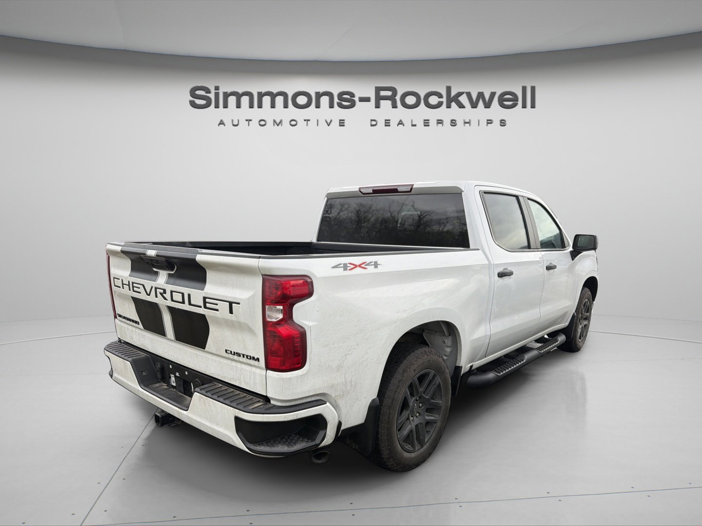Used 2023 Chevrolet Silverado 1500 Custom w/ Rally Edition image 9