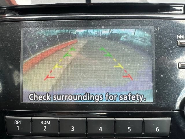 Used 2017 Nissan Rogue SV AWD/4WD image 27