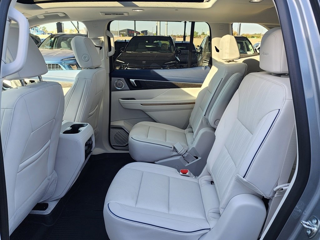 New 2026 Buick Enclave Avenir w/ Super Cruise Package image 45