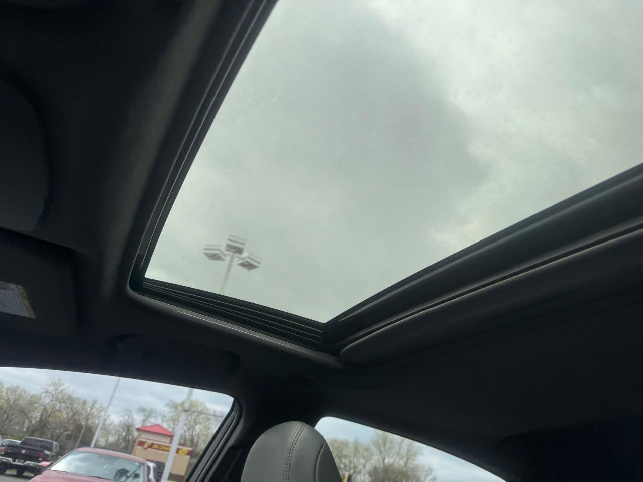 Used 2019 Toyota Avalon Touring w/ Advanced Safety Package image 48