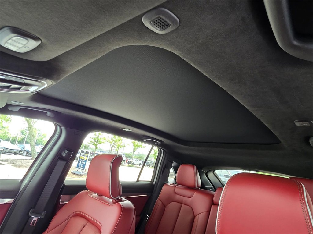 New 2025 Jeep Wagoneer Launch Edition image 7