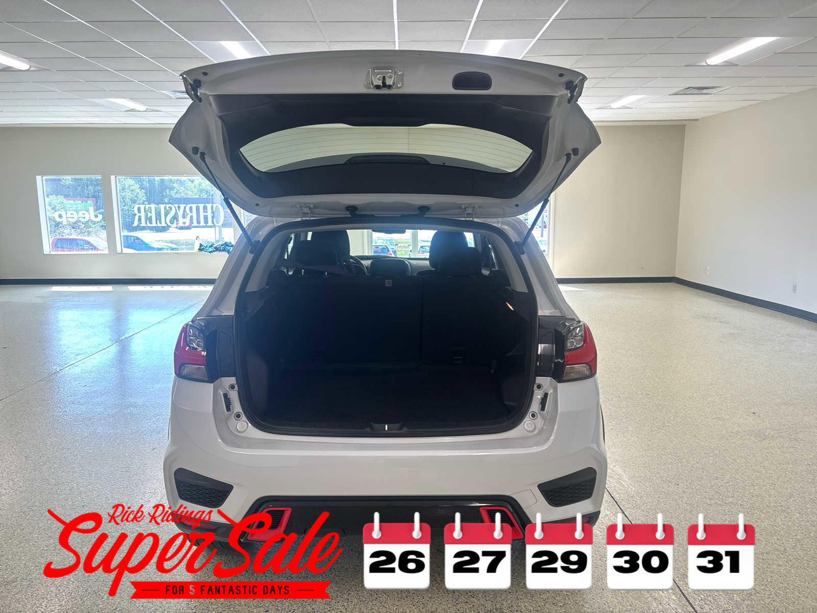 Used 2024 Mitsubishi Outlander Sport LE image 13