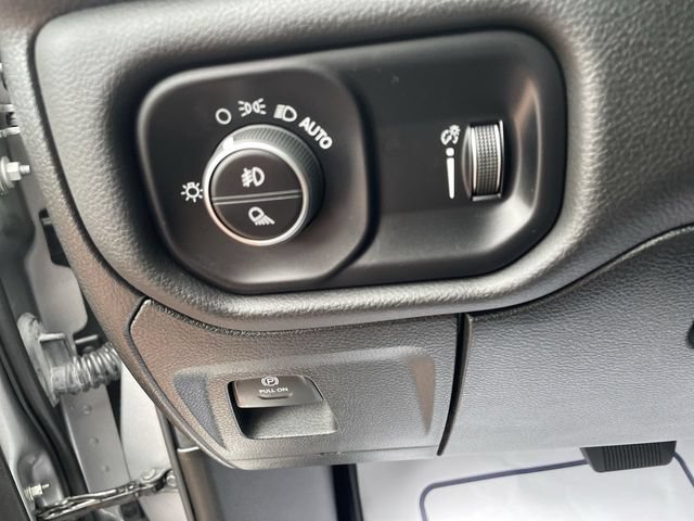 Used 2024 RAM 1500 Big Horn RWD image 14