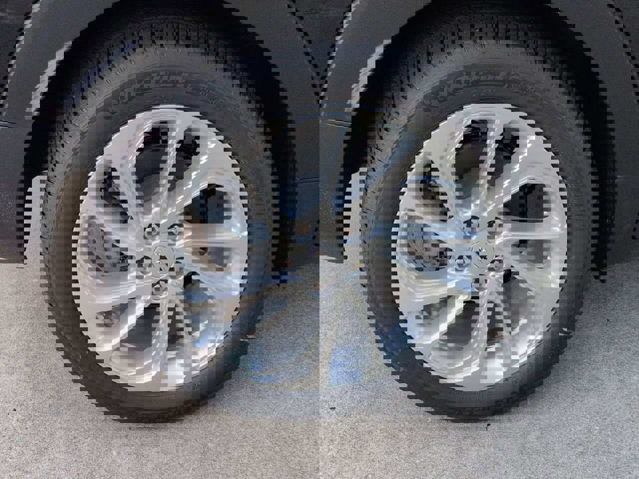 New 2027 Chevrolet Bolt LT image 26