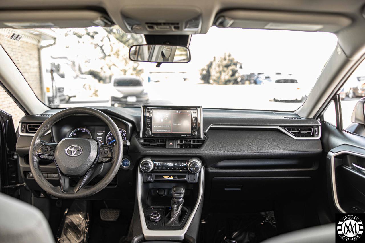 Used 2021 Toyota RAV4 XLE w/ Convenience Package AWD/4WD image 28
