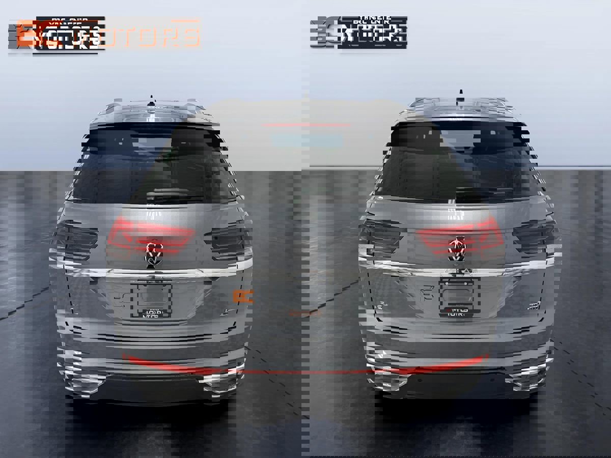 Used 2021 Volkswagen Atlas Cross Sport SEL Premium image 5