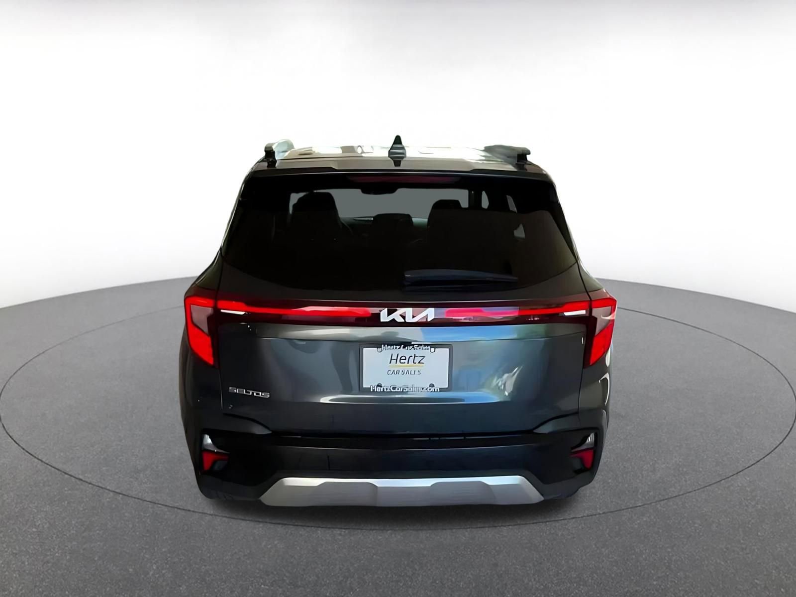 Used 2025 Kia Seltos S FWD image 12