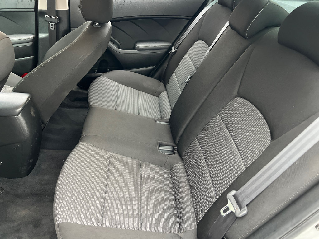 Used 2018 Kia Forte LX FWD image 12