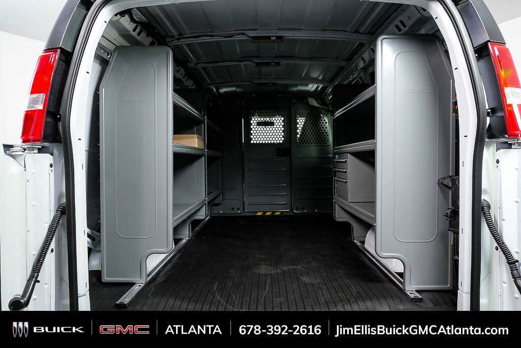 New 2025 GMC Savana 2500 w/ Driver Convenience Package RWD image 24