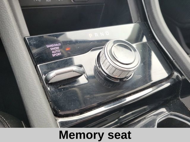 Used 2023 Jeep Grand Cherokee Limited image 7