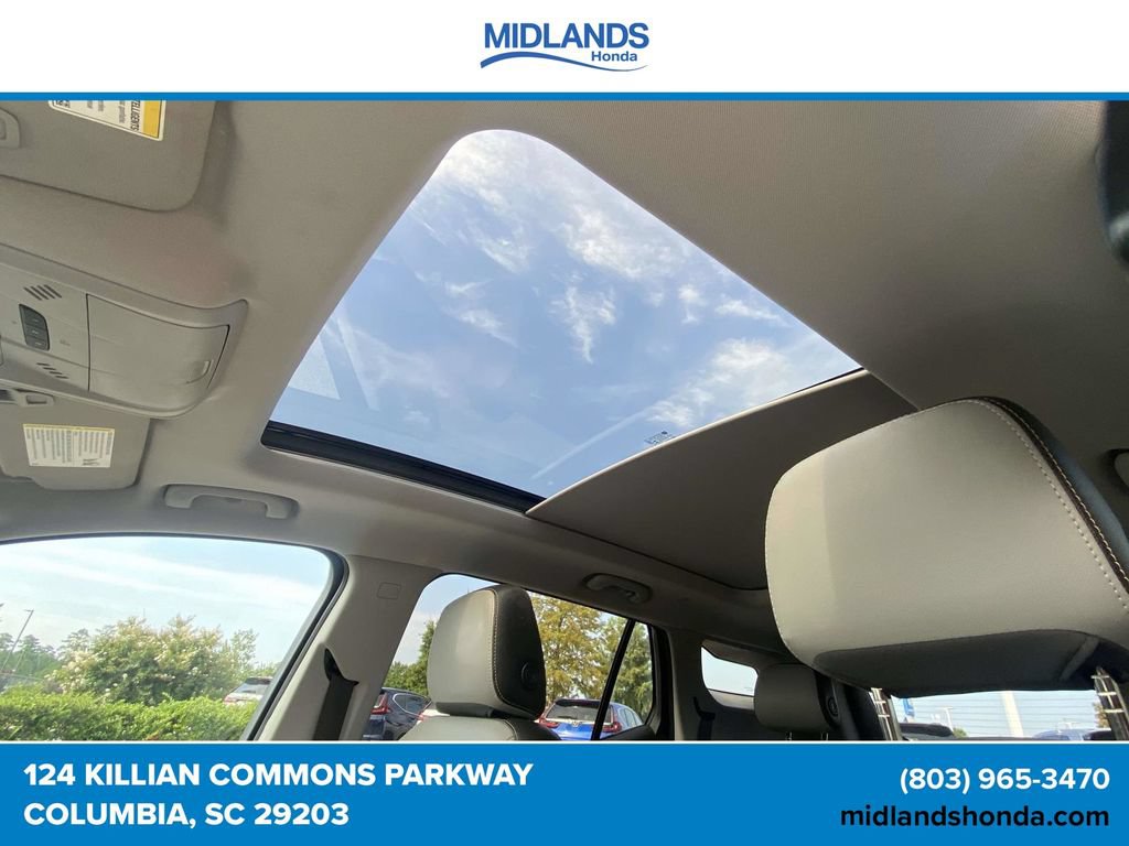 Used 2020 GMC Terrain SLT w/ Preferred Package FWD image 17