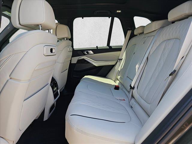 New 2026 BMW X5 xDrive40i w/ Executive Package AWD/4WD image 15