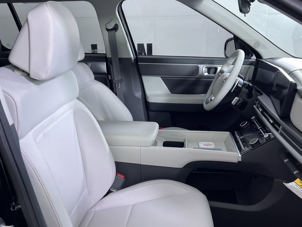 New 2026 Hyundai Santa Fe SE image 23