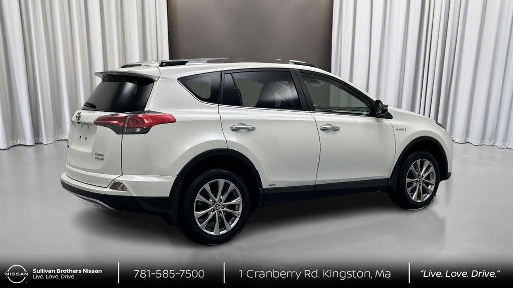 Used 2018 Toyota RAV4 Limited w/ Carpet Mat Package image 5