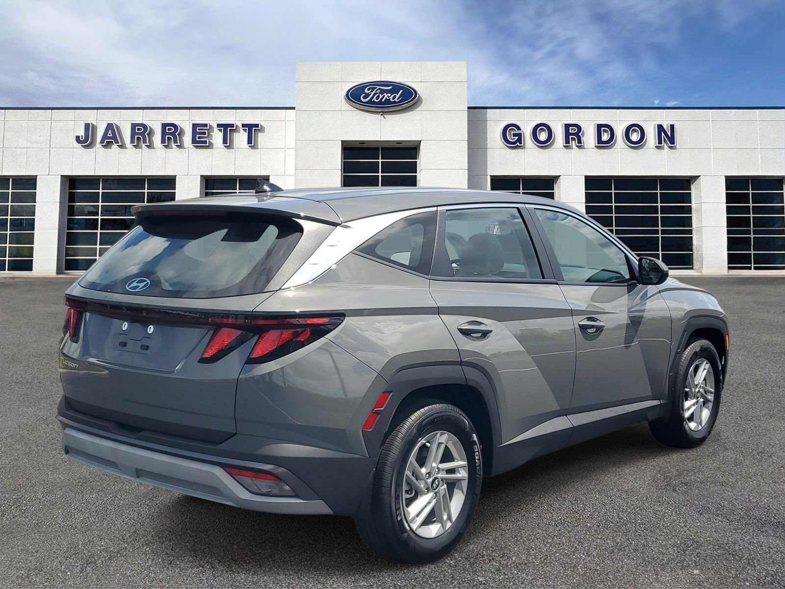 Used 2025 Hyundai Tucson SE FWD image 4