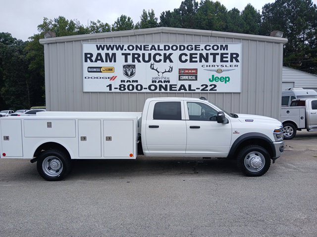 New 2026 RAM 5500 Tradesman w/ Chrome Appearance Group AWD/4WD image 2