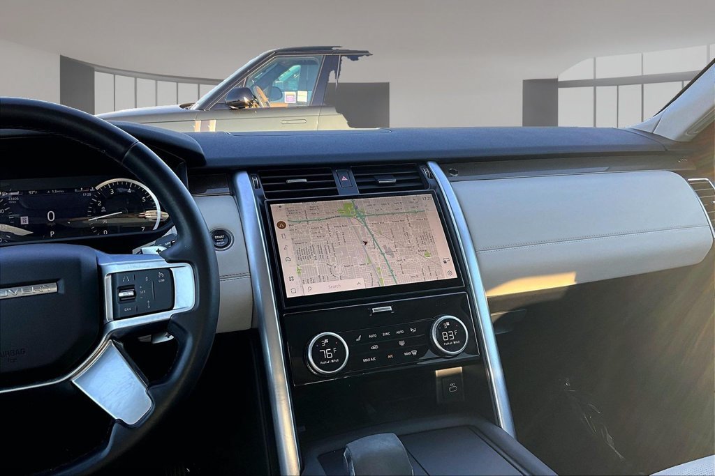 Certified 2023 Land Rover Discovery S AWD/4WD image 9