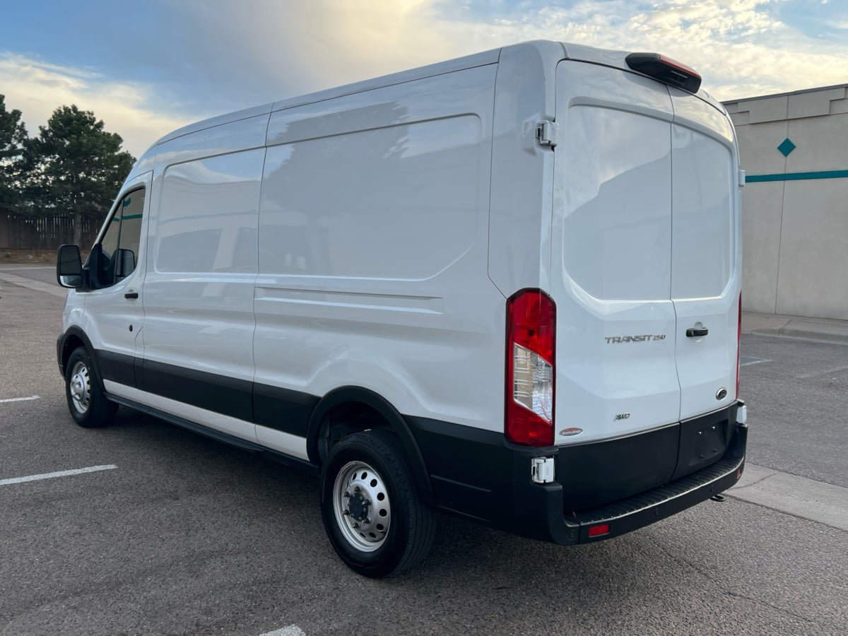 Used 2023 Ford Transit 250 Medium Roof AWD w/ Load Area Protection Package image 5