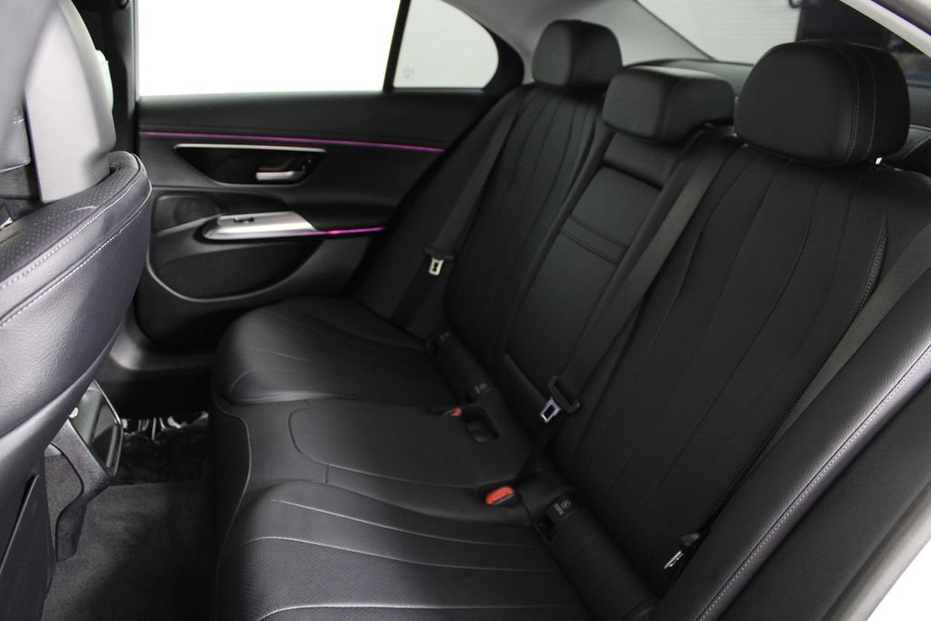 Used 2024 Mercedes-Benz E 350 4MATIC Sedan image 20