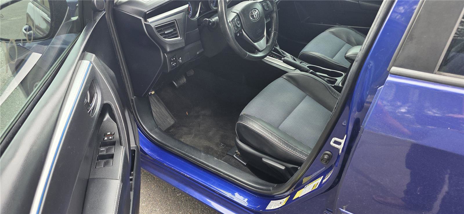 Used 2014 Toyota Corolla S FWD image 13
