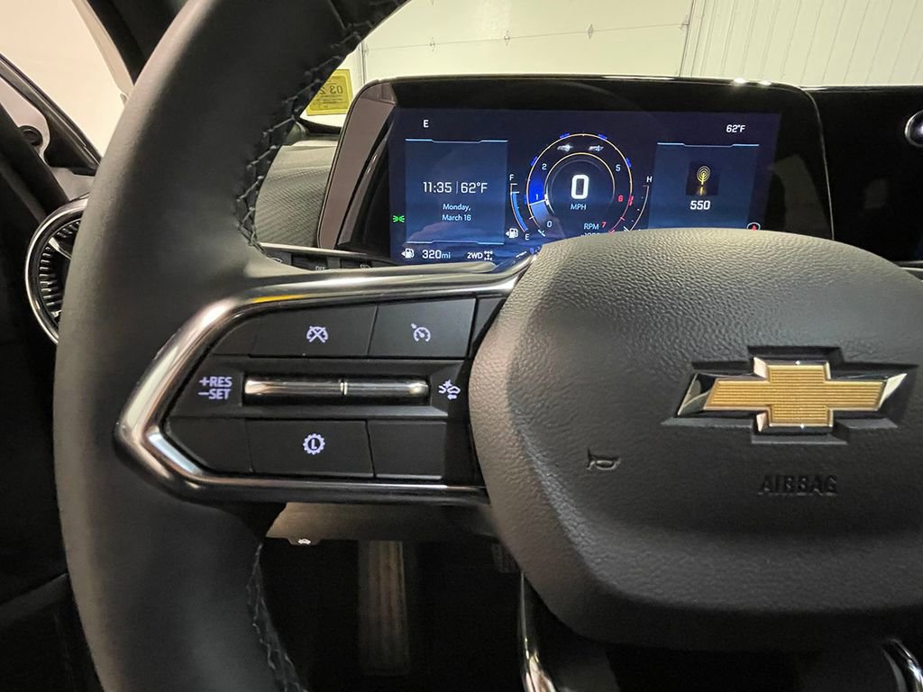 Used 2026 Chevrolet Equinox LT w/ Convenience Package II image 36