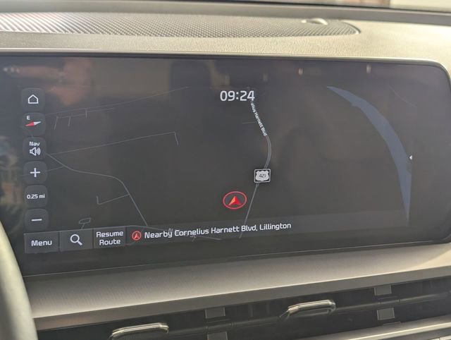 Used 2025 Kia Telluride S image 21