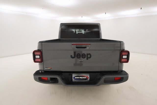 Used 2023 Jeep Gladiator Overland image 4