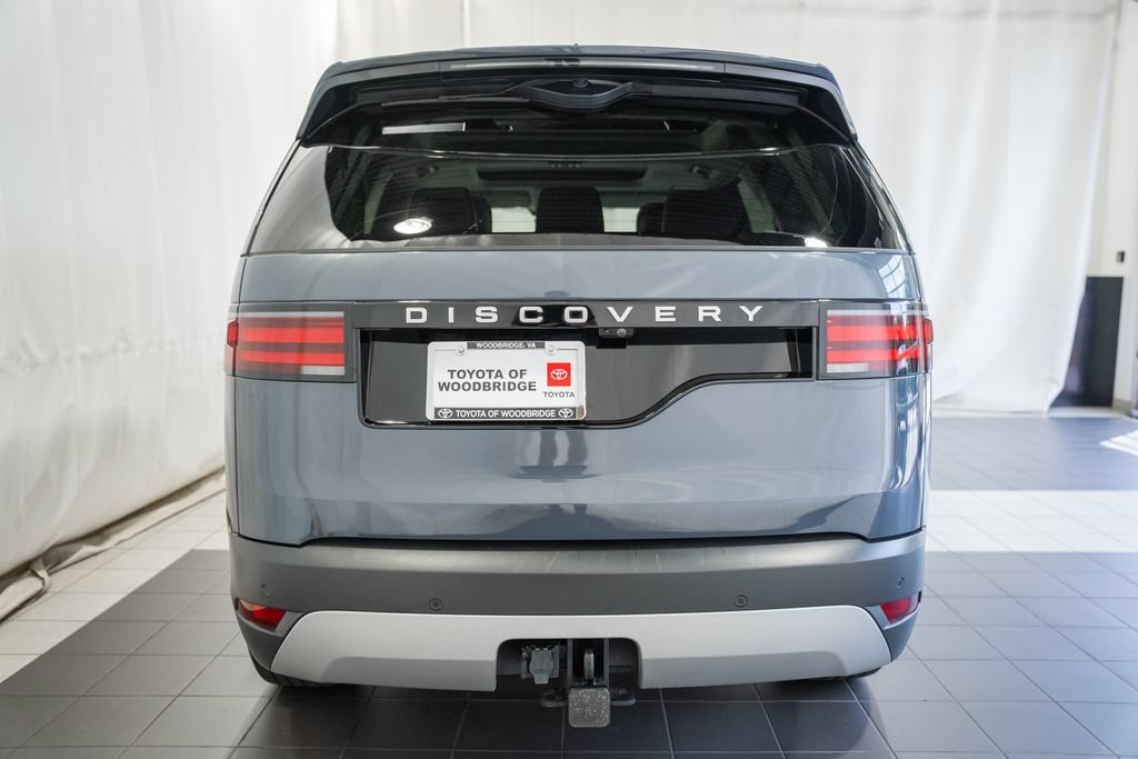 Used 2024 Land Rover Discovery S AWD/4WD image 5
