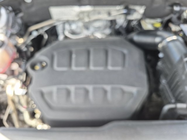 Used 2025 Volkswagen Atlas SE FWD image 32