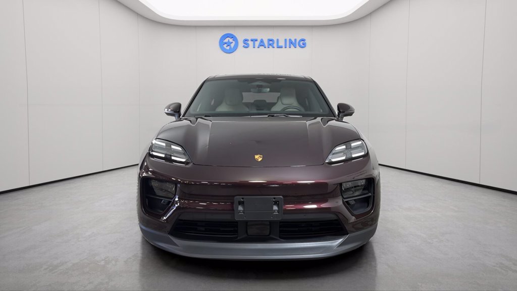 Used 2025 Porsche Macan Electric w/ Premium Package RWD image 15